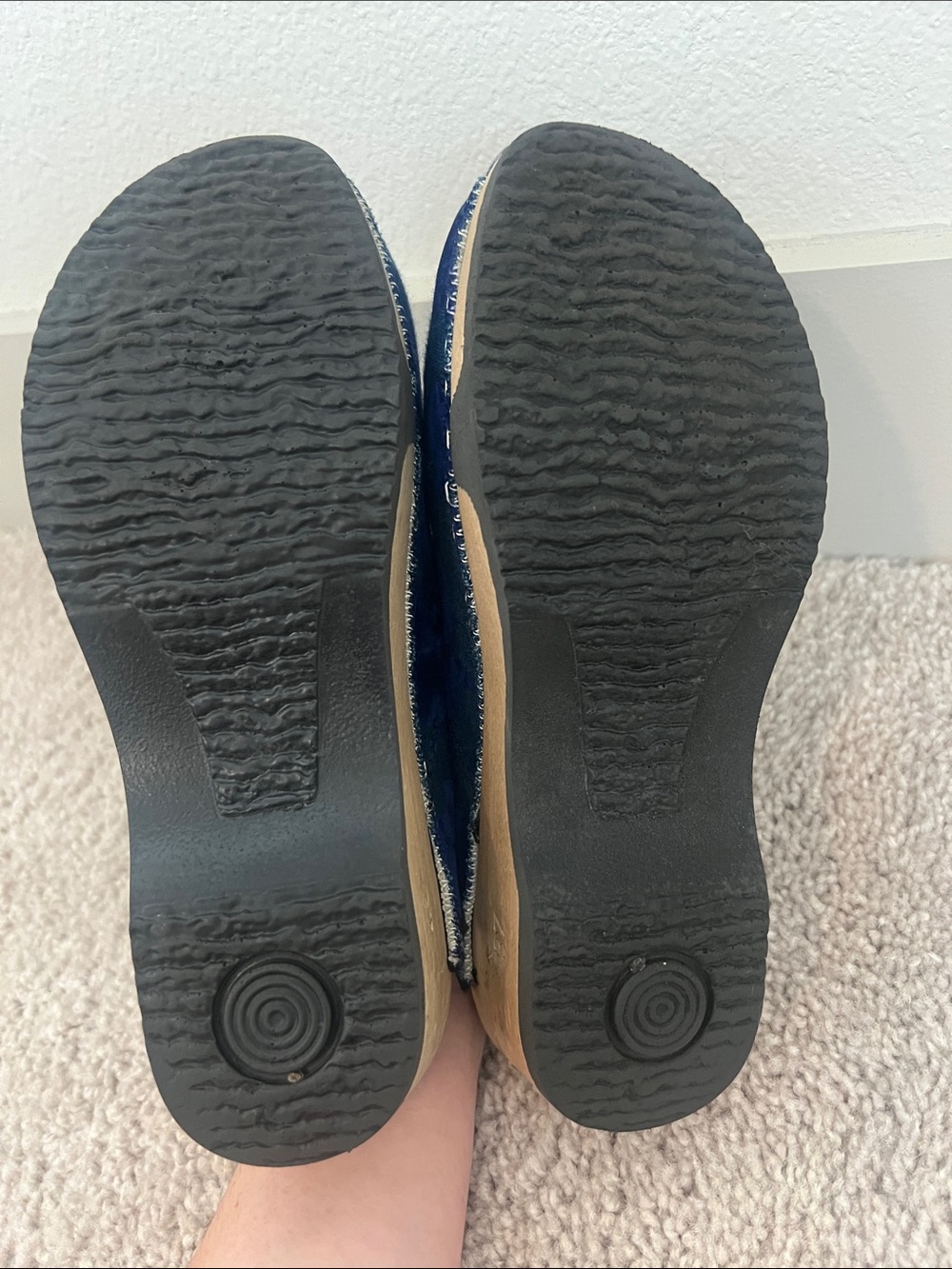 Clogs - Picture 4 of 8
